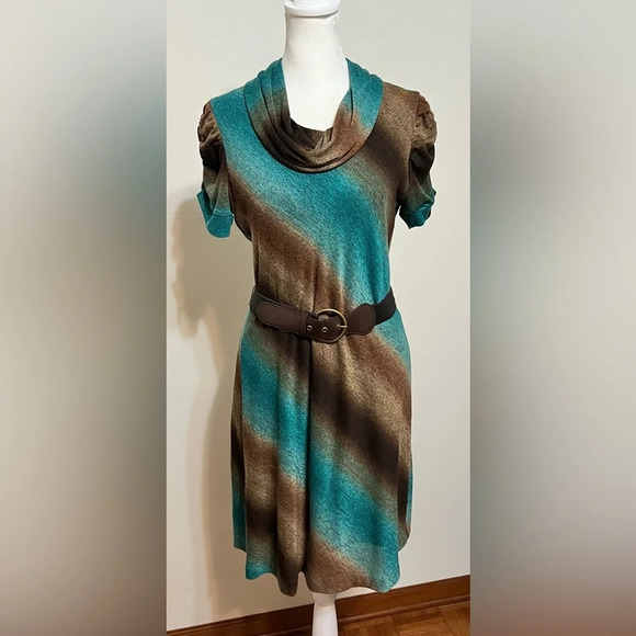 Robbie Bee Signature Cowl Neck Ruched Short Sleeve Dress Sz PM - Picture 1 of 13